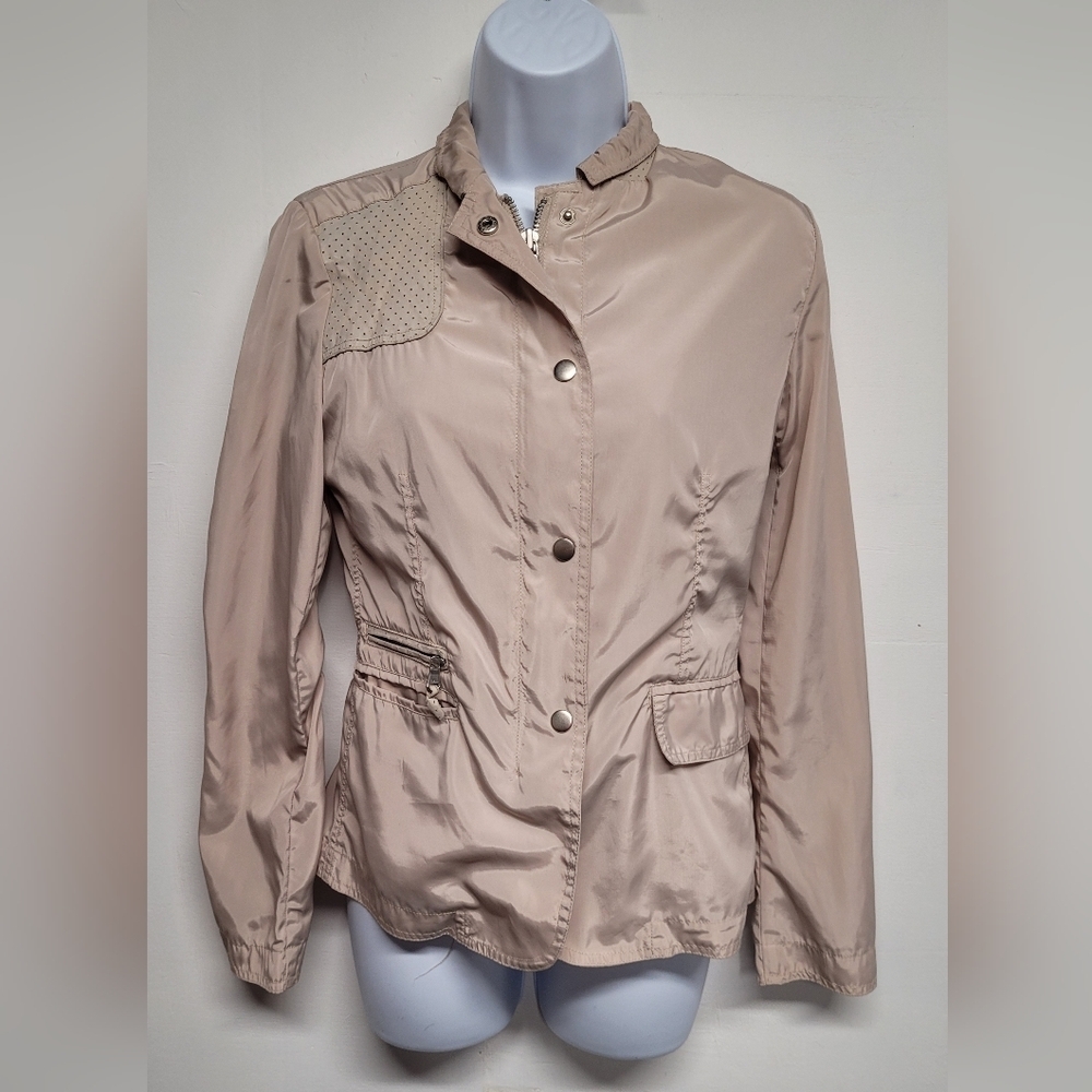 June S Beige Windbreaker Jacket Leather Trim Snap Down Front